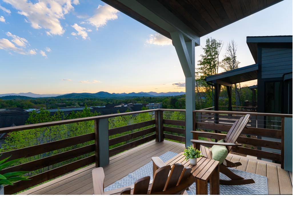 Mountain view from the deck of a Summit Collection villa at Reynolds Mountain