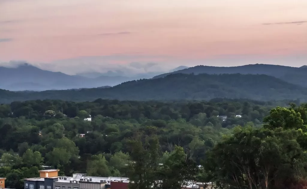 Storybook Villas at Reynolds Mountain at Sunset